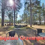 Majatalo Oravanpesae Guest house Lampsijarvi