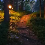 Majatalo Oravanpesae Guest house Lampsijarvi