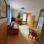 Guest house Majatalo Oravanpesae Lampsijarvi