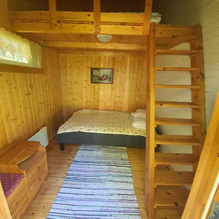 Guest house Majatalo Oravanpesae Lampsijarvi