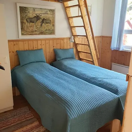 Majatalo Oravanpesae Guest house Lampsijarvi