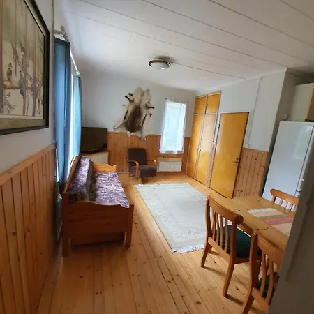 Guest house Majatalo Oravanpesae Lampsijarvi