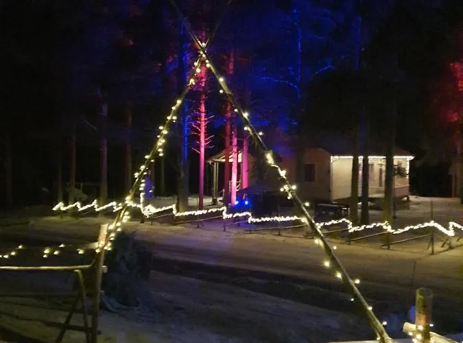 Majatalo Oravanpesae * Lampsijärvi