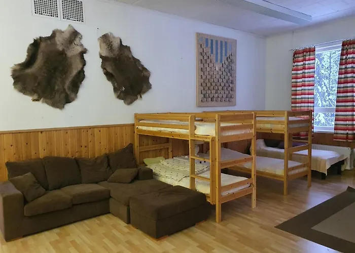 Majatalo Oravanpesae * Lampsijärvi